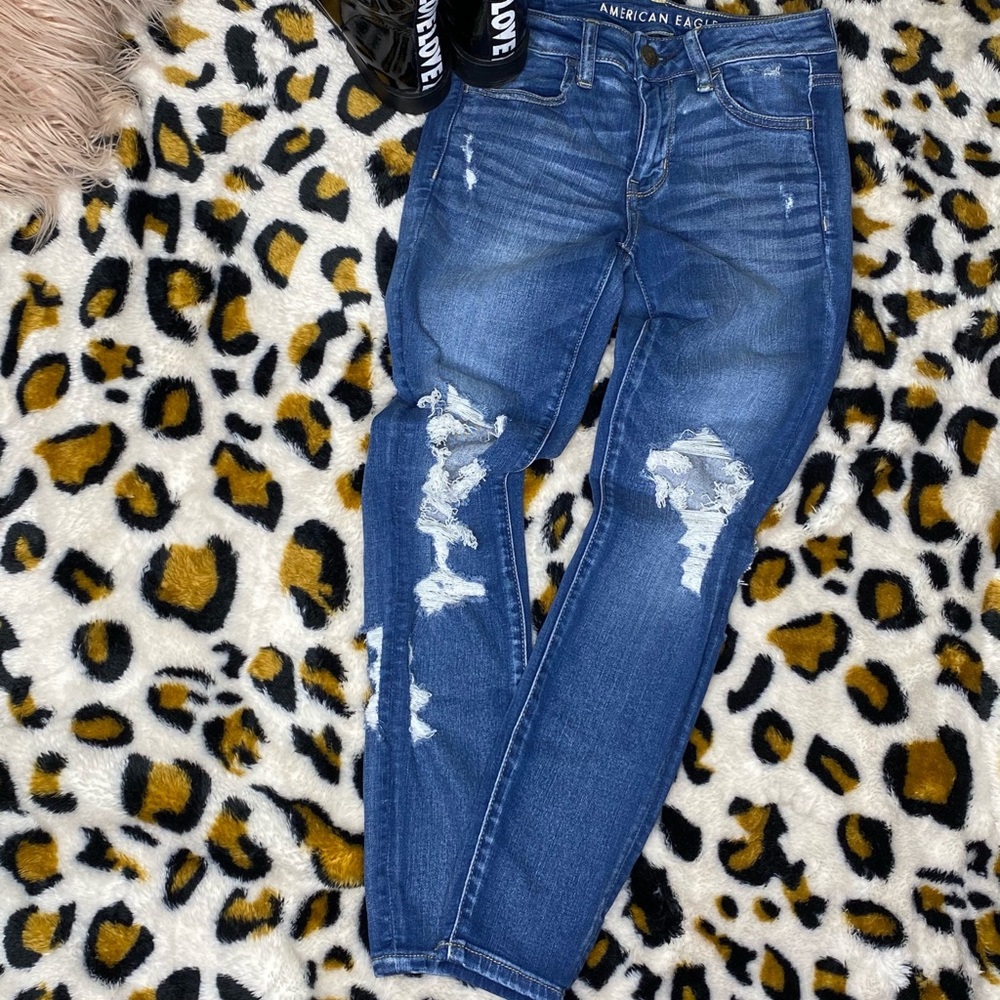 American Eagle Outfitters Distressed - Picture 1 of 7